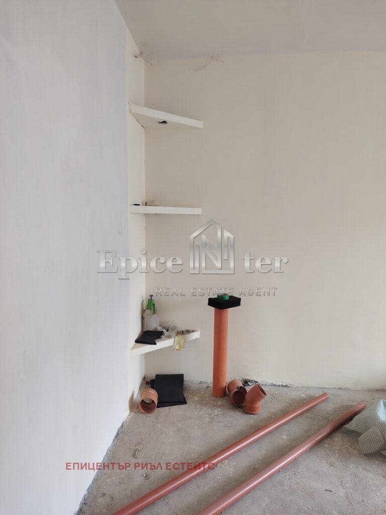 Продава 3-СТАЕН, гр. Радомир, област Перник, снимка 5 - Апартаменти - 54792689