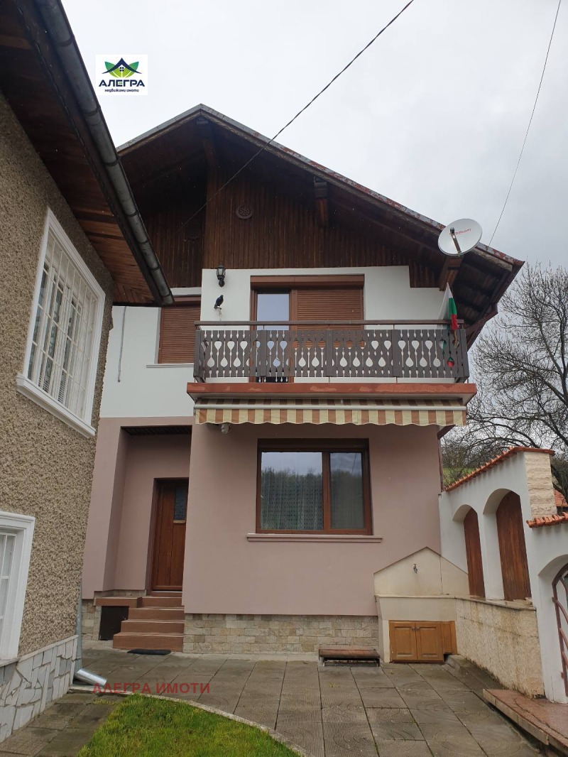 Til salgs  Hus region Pazardzhik , Batak , 142 kvm | 10675449 - bilde [2]