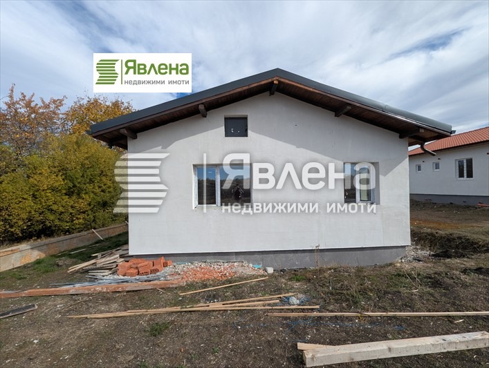 Продава КЪЩА, с. Хераково, област София област, снимка 3 - Къщи - 52998182
