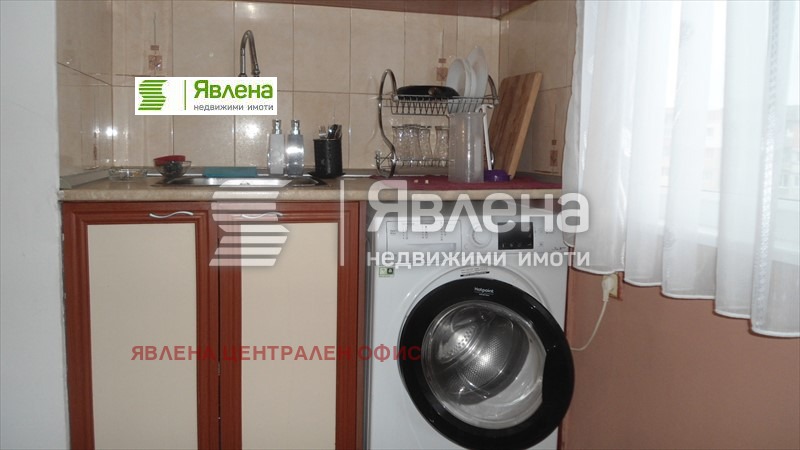 Продава 3-СТАЕН, гр. Перник, Изток, снимка 2 - Aпартаменти - 47886460