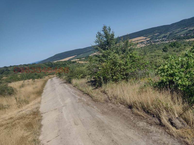 Продава ПАРЦЕЛ, с. Осеново, област Варна