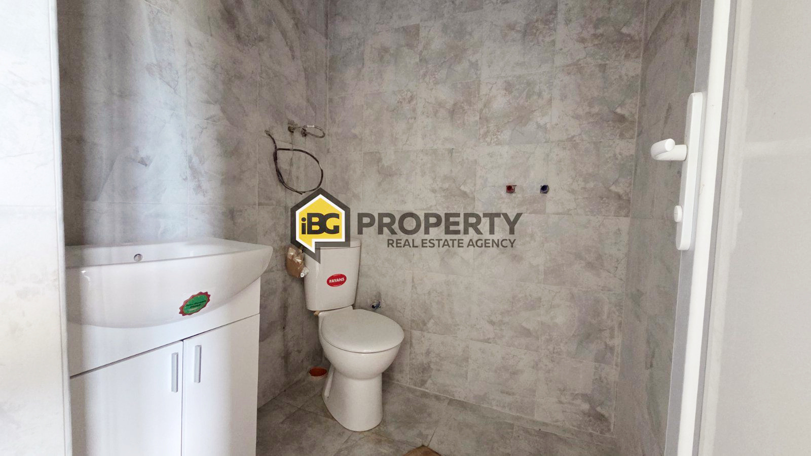 Продава КЪЩА, с. Горица, област Варна, снимка 8 - Къщи - 55374196