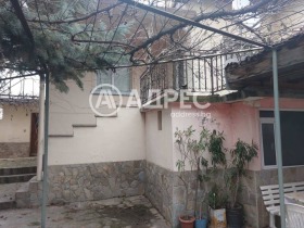 Продава  Къща, с. Триводици