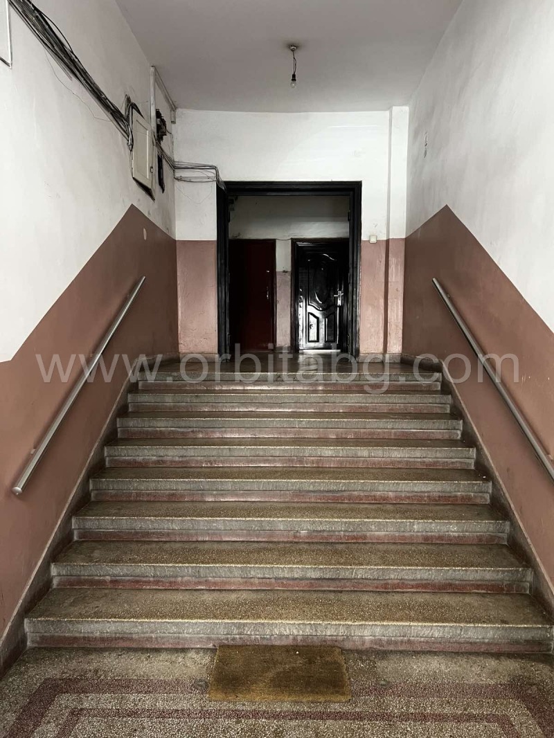 Na prodej  1 ložnice Sofia , Centar , 61 m2 | 46730801 - obraz [4]