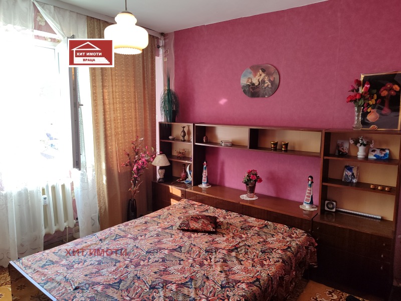 Продава 2-СТАЕН, град Враца, Металург • 165000 лв. / 84363.16 € • 37092165 1