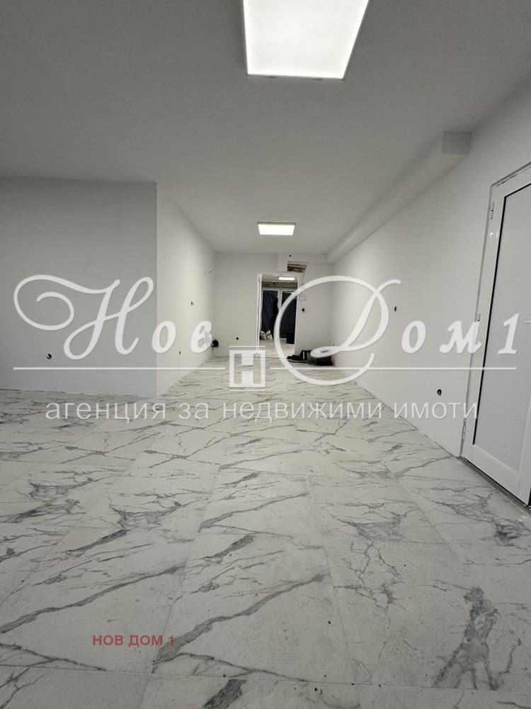 Продава 3-СТАЕН, гр. Варна, Колхозен пазар, снимка 1 - Aпартаменти - 48321253