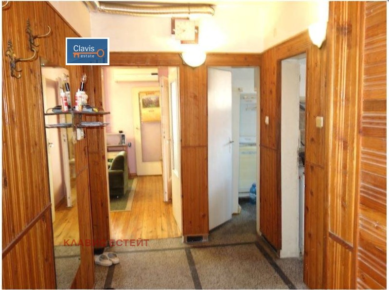 En venta  2 dormitorios Plovdiv , Komatevo , 105 metros cuadrados | 94684546 - imagen [9]