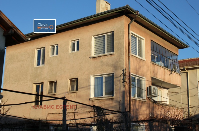 En venta  2 dormitorios Plovdiv , Komatevo , 105 metros cuadrados | 94684546