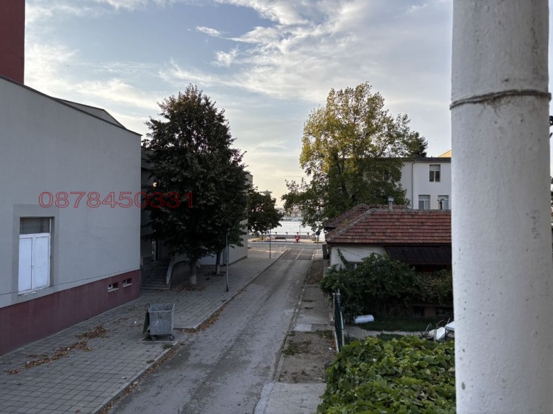 Продава ЕТАЖ ОТ КЪЩА, гр. Никопол, област Плевен, снимка 15 - Етаж от къща - 52822225