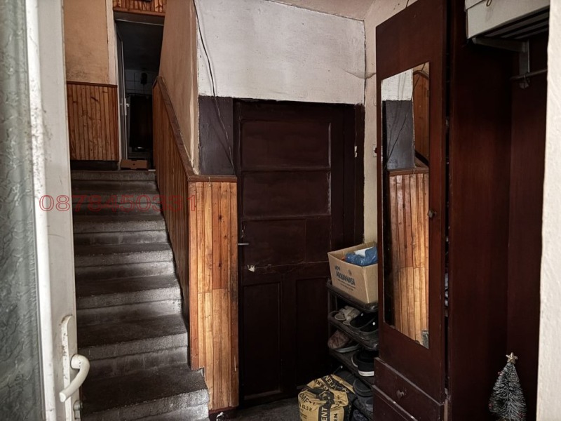 Продава ЕТАЖ ОТ КЪЩА, гр. Никопол, област Плевен, снимка 5 - Етаж от къща - 52822225