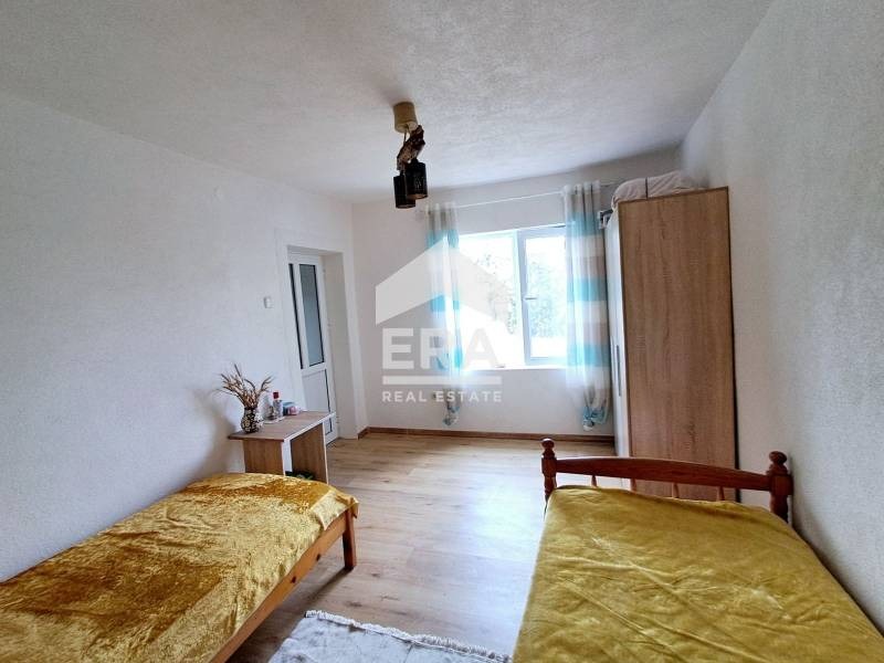 Продава КЪЩА, с. Соколово, област Добрич, снимка 7 - Къщи - 53335393