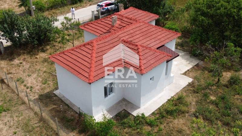 Продава КЪЩА, с. Соколово, област Добрич, снимка 13 - Къщи - 53335393