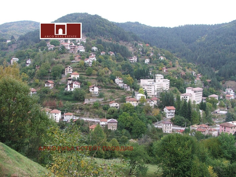 Продава ПАРЦЕЛ, с. Петково, област Смолян