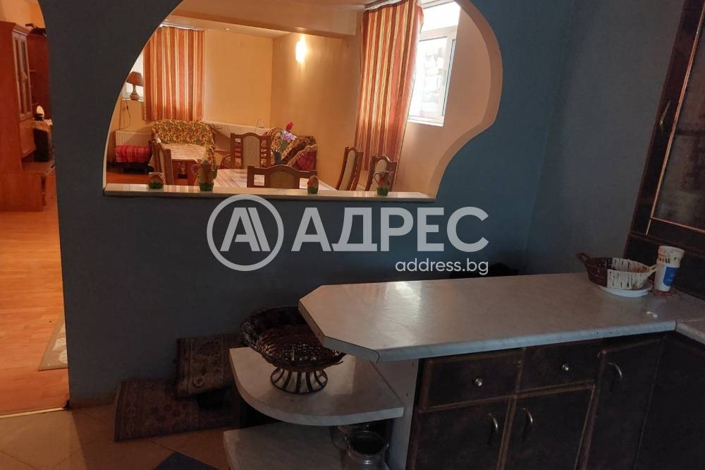 Продава КЪЩА, с. Триводици, област Пловдив, снимка 9 - Къщи - 55523805