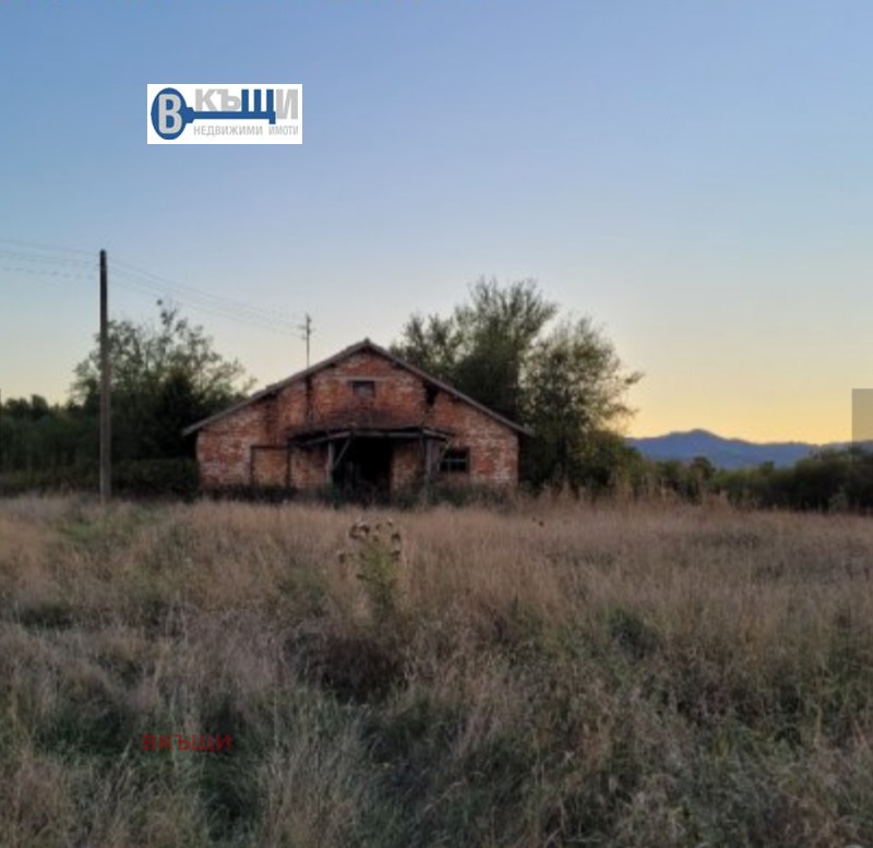 Продава ПАРЦЕЛ в област Велико Търново, с. Яковци - 4799 кв.м / 45 000 € » 88 012.35 лв., ВКЪЩИ