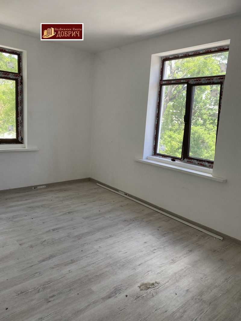 Te koop  1 slaapkamer Dobritsj , Tsentar , 60 m² | 23979554