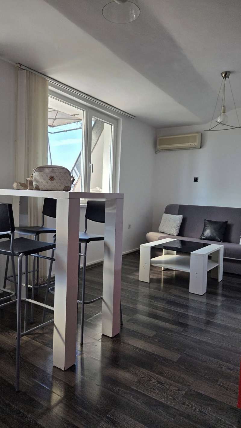 Na sprzedaż  1 sypialnia Plowdiw , Karszijaka , 60 mkw | 77640354 - obraz [2]