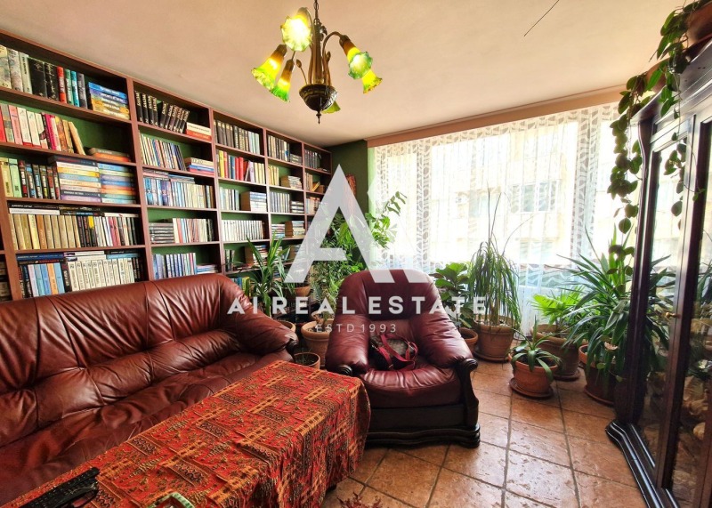 In vendita  2 camere da letto Pleven , Idealen tsentar , 141 mq | 28114338 - Immagine [2]