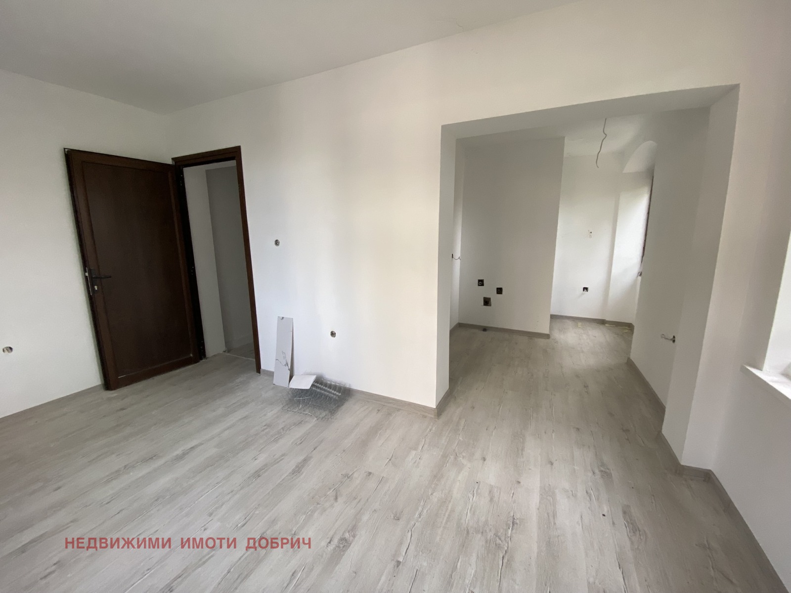 Продава 2-СТАЕН, гр. Добрич, Център, снимка 2 - Апартаменти - 53867109