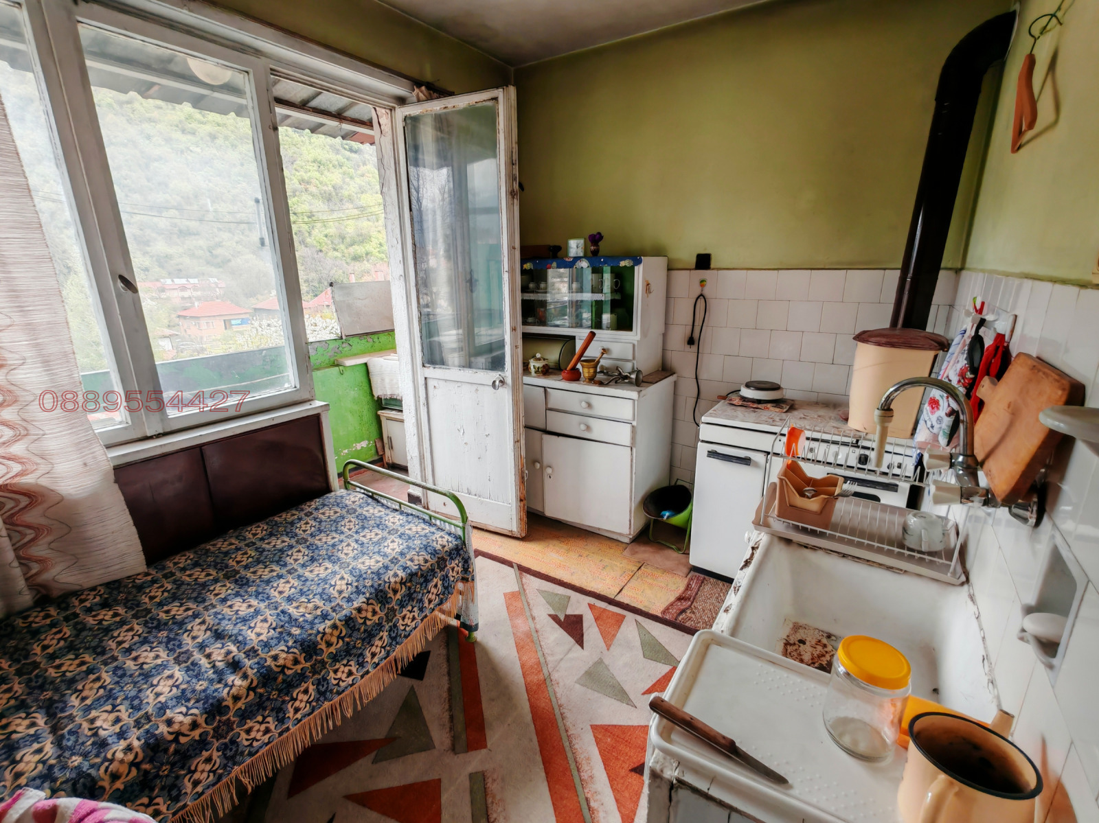 Продава 3-СТАЕН, гр. Берковица, област Монтана, снимка 2 - Апартаменти - 54352585