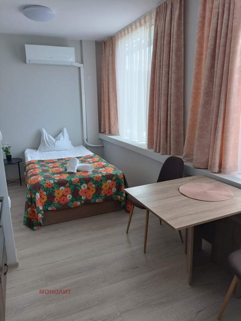 De vânzare  Studio Gabrovo , Țentâr , 44 mp | 14173610