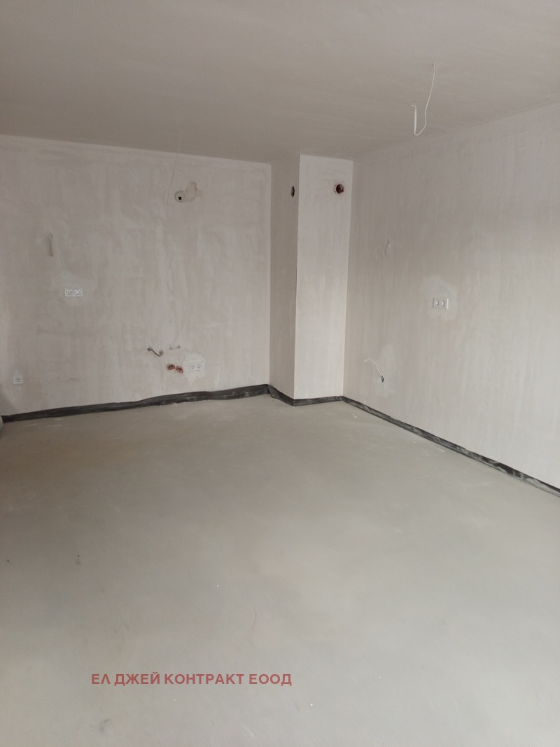 Продава 3-СТАЕН, гр. София, Триъгълника, снимка 3 - Апартаменти - 53037910