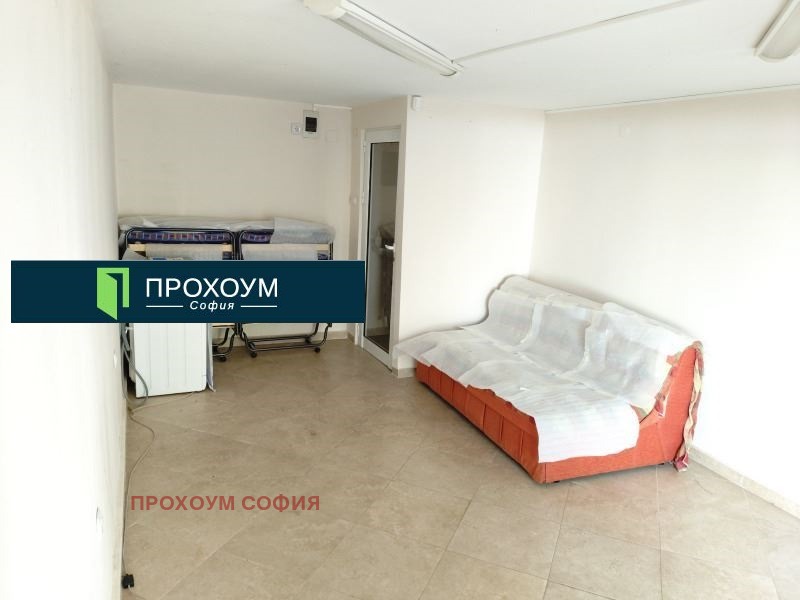 En venta  Oficina Sofia , Mladost 1 , 19 metros cuadrados | 64904518