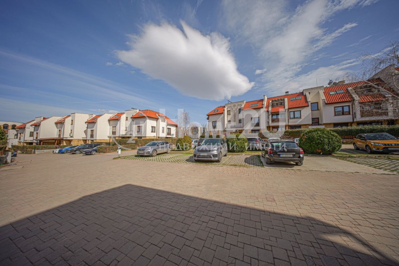 Satılık  Ev Sofia , m-t Kambanite , 222 metrekare | 48186333 - görüntü [16]