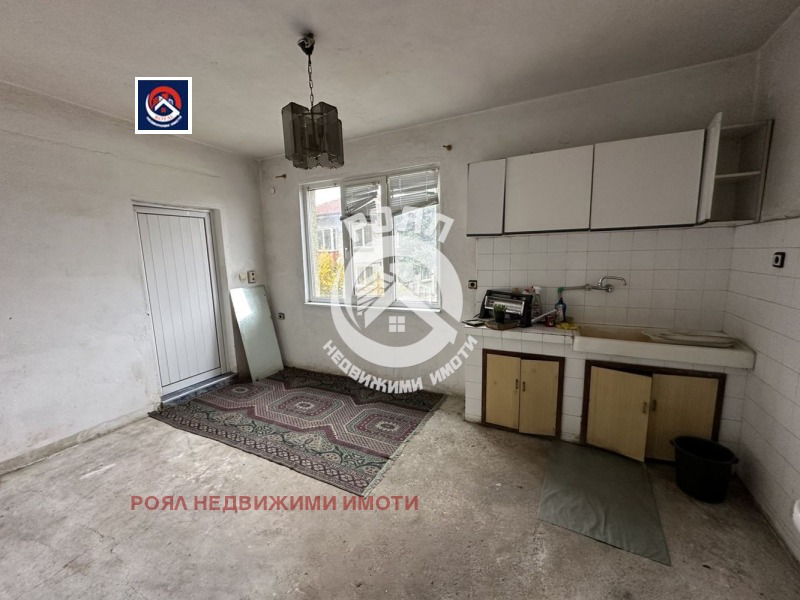 Продава КЪЩА, гр. Перущица, област Пловдив, снимка 11 - Къщи - 52338472