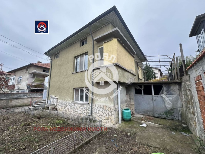 Продава  Къща област Пловдив , гр. Перущица , 152 кв.м | 12971610