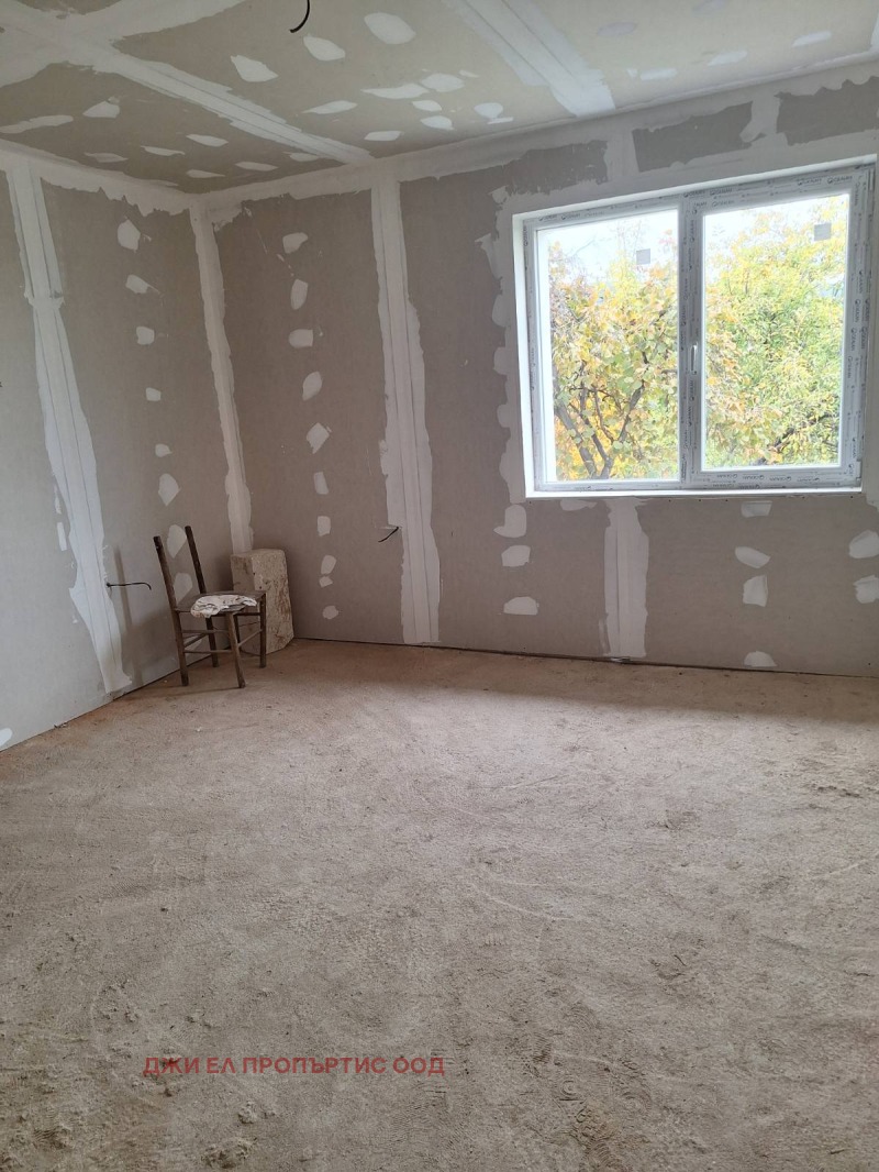 Продава КЪЩА, гр. София, гр. Нови Искър, снимка 10 - Къщи - 52702944