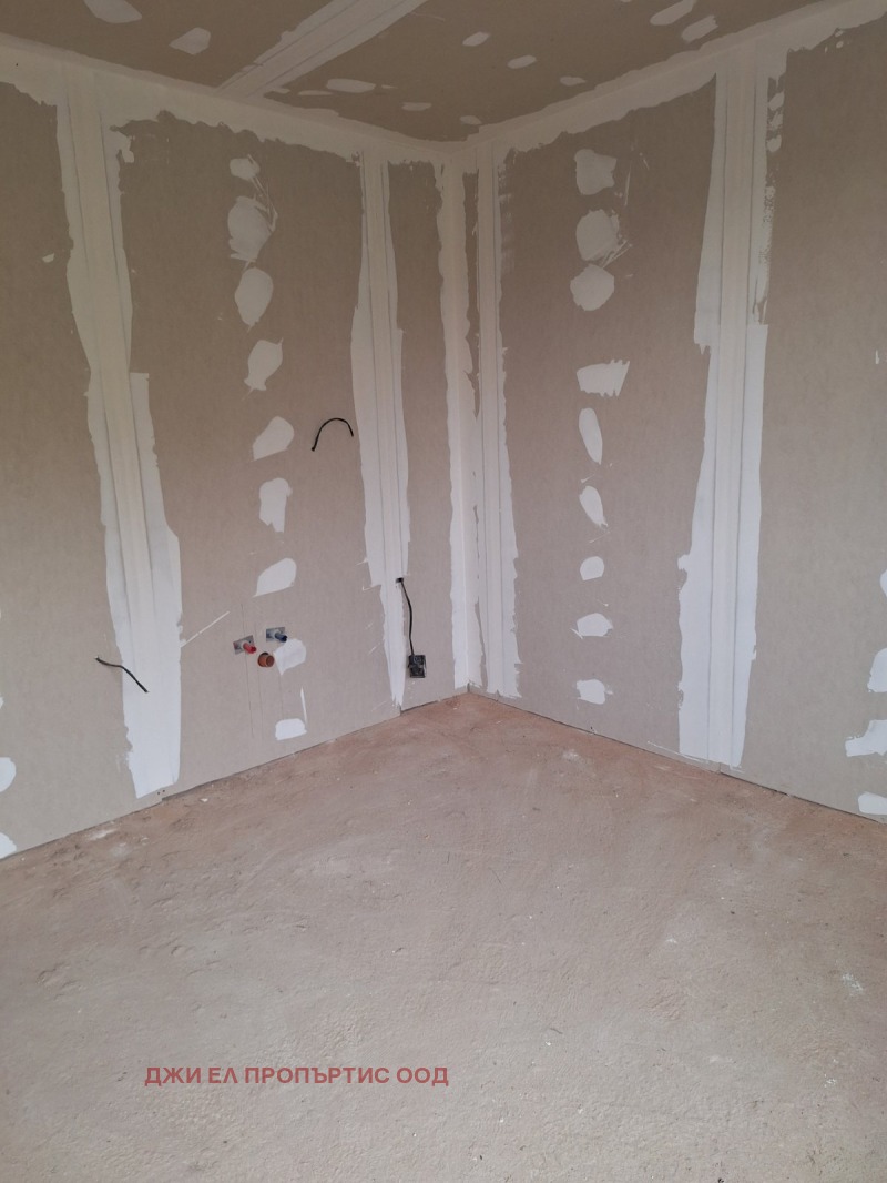 Продава КЪЩА, гр. София, гр. Нови Искър, снимка 8 - Къщи - 52702944