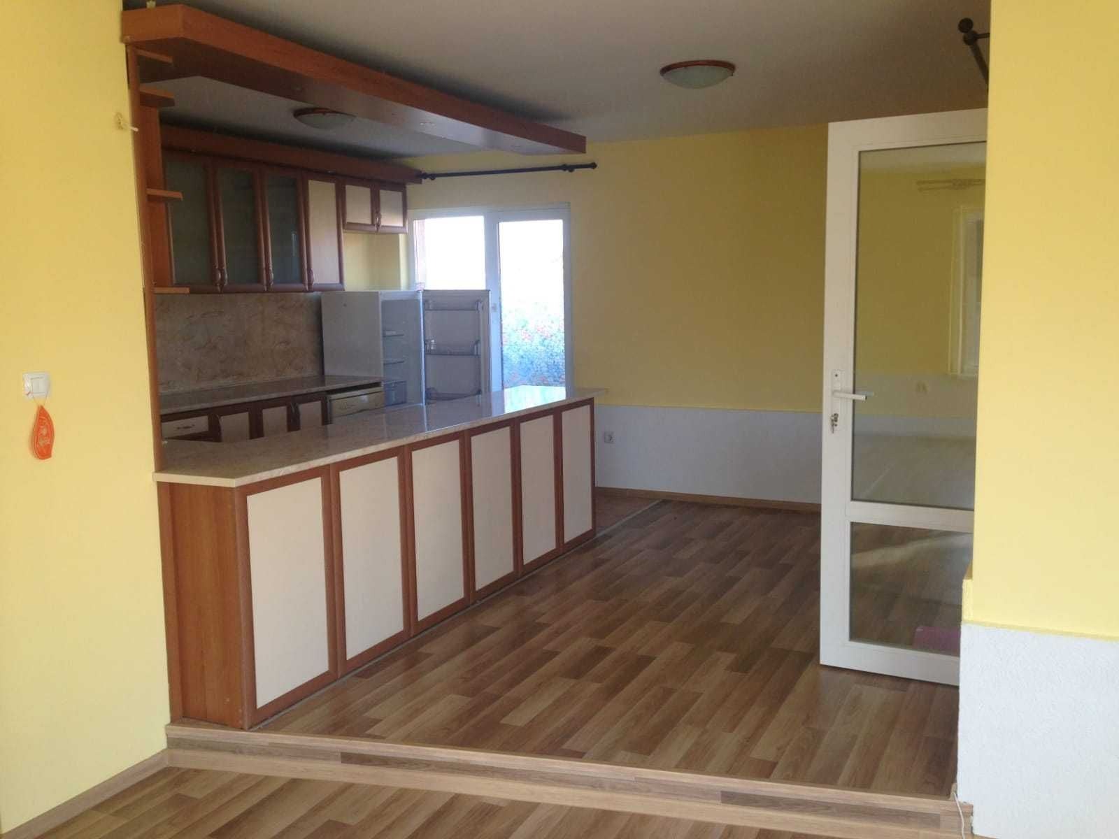 Продава КЪЩА, с. Тутраканци, област Варна, снимка 16 - Къщи - 53873136