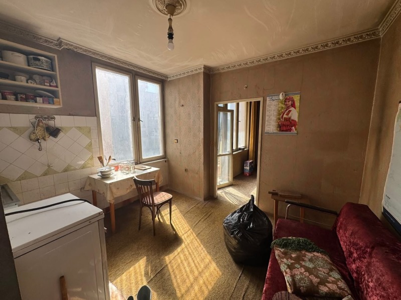Продава  2-стаен, град Монтана, Широк център •  175 000 лв. • ID 22981732 — holmes.bg - [1] 
