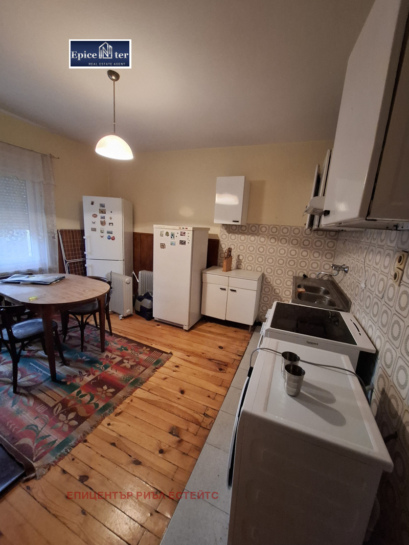 Продава КЪЩА, гр. Перник, Клепало, снимка 12 - Къщи - 53221729