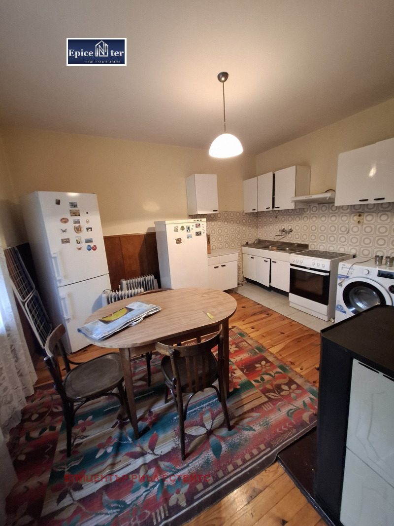 Продава КЪЩА, гр. Перник, Клепало, снимка 4 - Къщи - 53221729