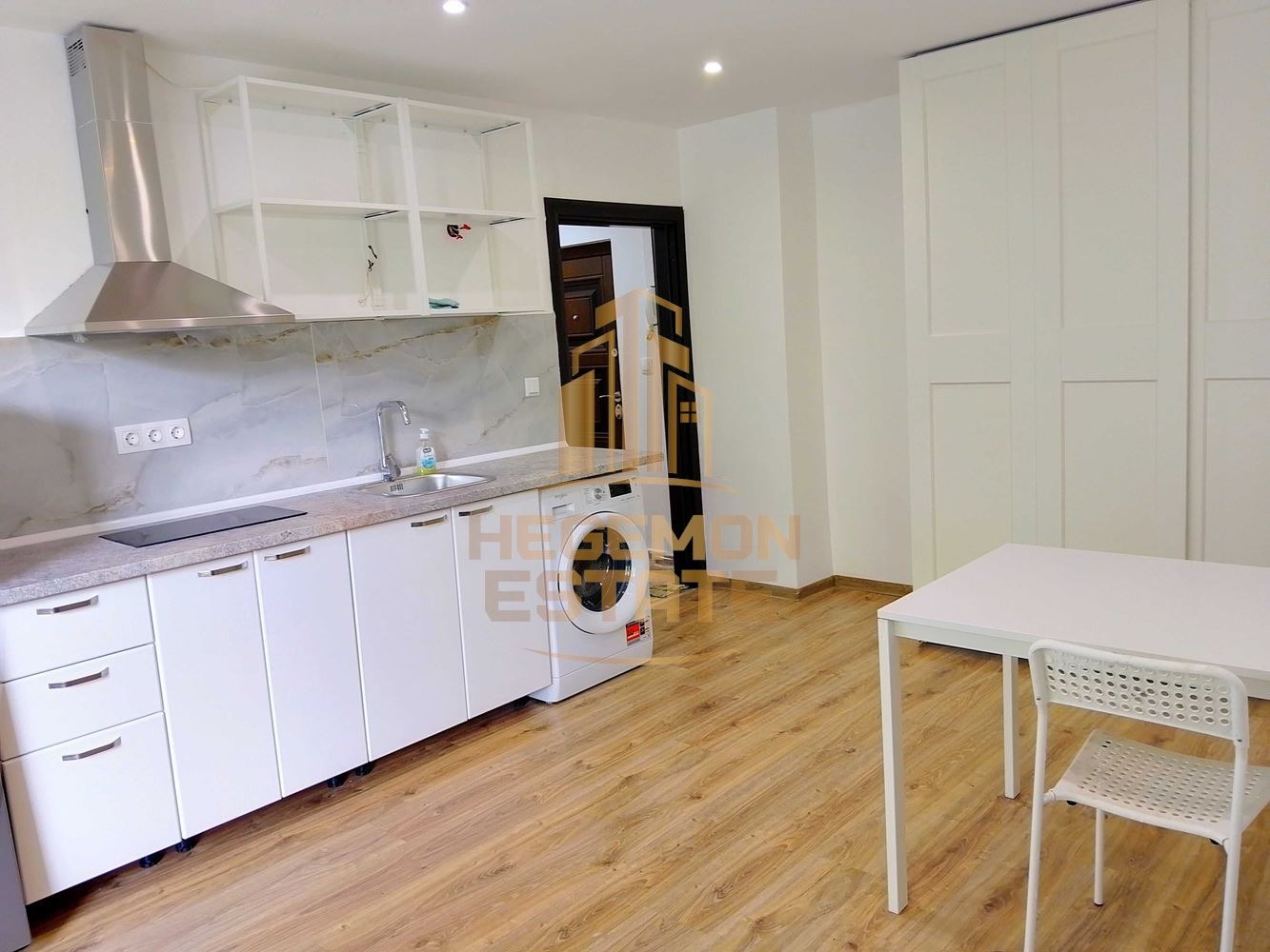 Продава 2-СТАЕН, гр. Варна, Трошево