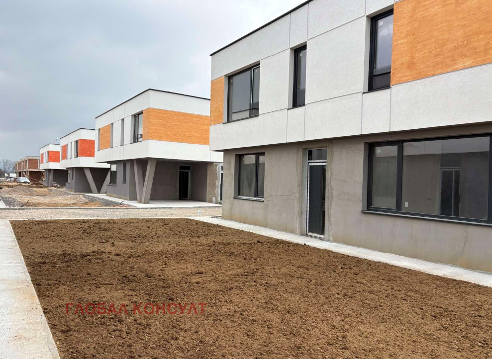Продава КЪЩА, гр. София, Горубляне, снимка 3 - Къщи - 53008201