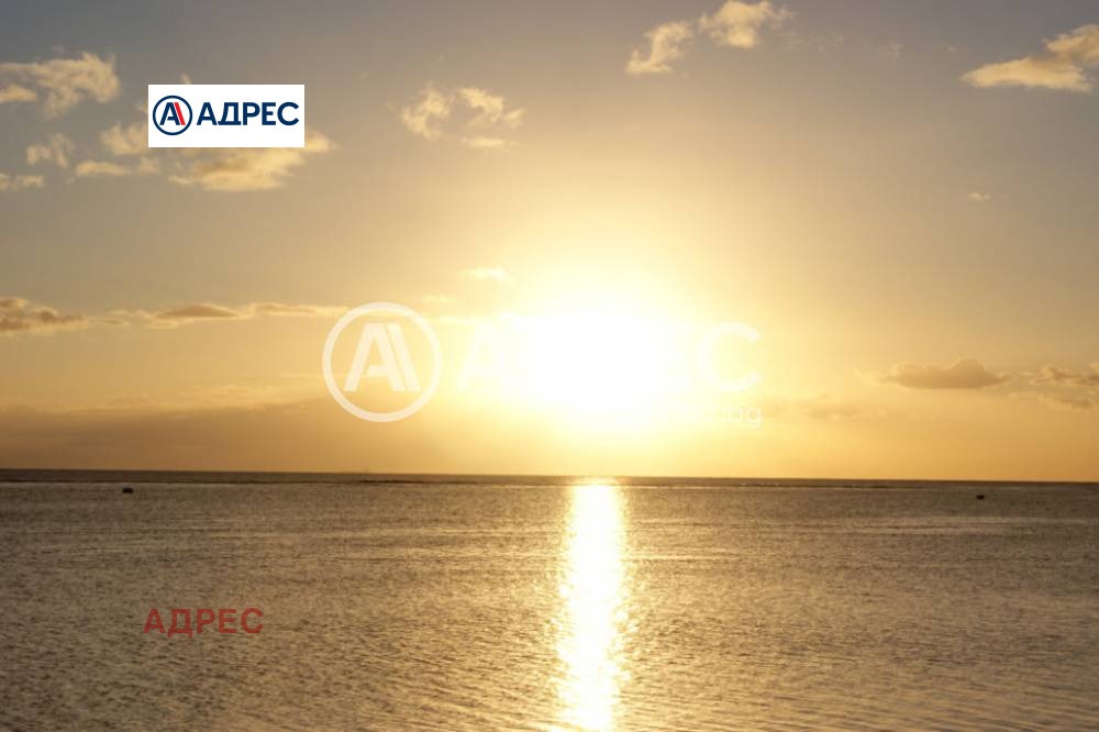 Продава ПАРЦЕЛ, гр. Варна, м-т Евксиноград