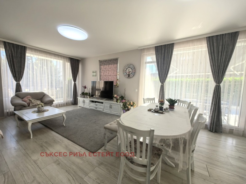 Продава 3-СТАЕН в град Варна, Изгрев - 143 кв.м / 269 900 € » 527 878.52 лв., СЪКСЕС РИЪЛ ЕСТЕЙТ ЕООД