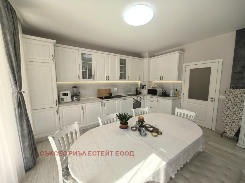 Продава  3-стаен град Варна , Изгрев , 143 кв.м | 78286971 - изображение [4]