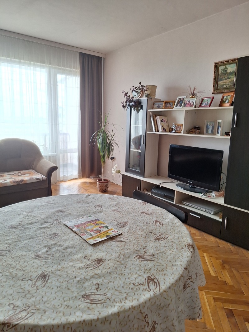 Продава  4-стаен град Варна , Стадион Спартак , 104 кв.м | 44069937 - изображение [3]