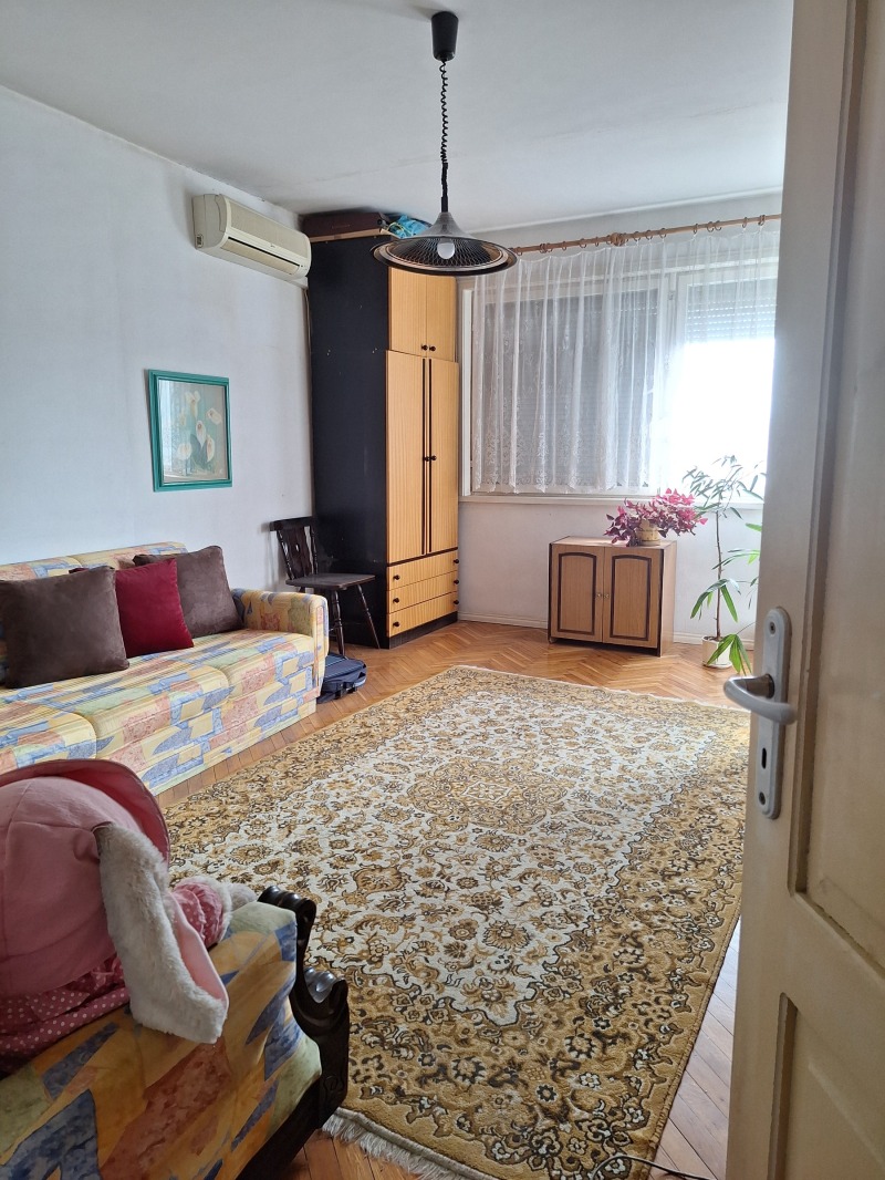 Продава  4-стаен град Варна , Стадион Спартак , 104 кв.м | 44069937