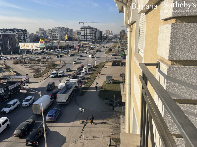 Продава 4-СТАЕН, гр. София, Надежда 4