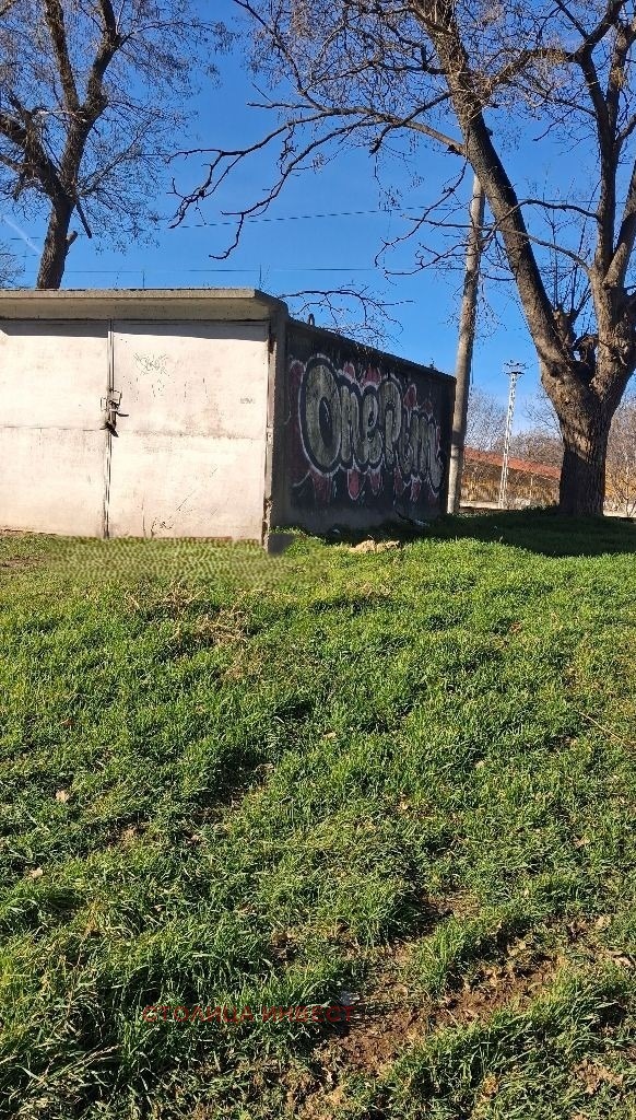 Продава ГАРАЖ, ПАРКОМЯСТО, гр. Русе, Здравец Север 1