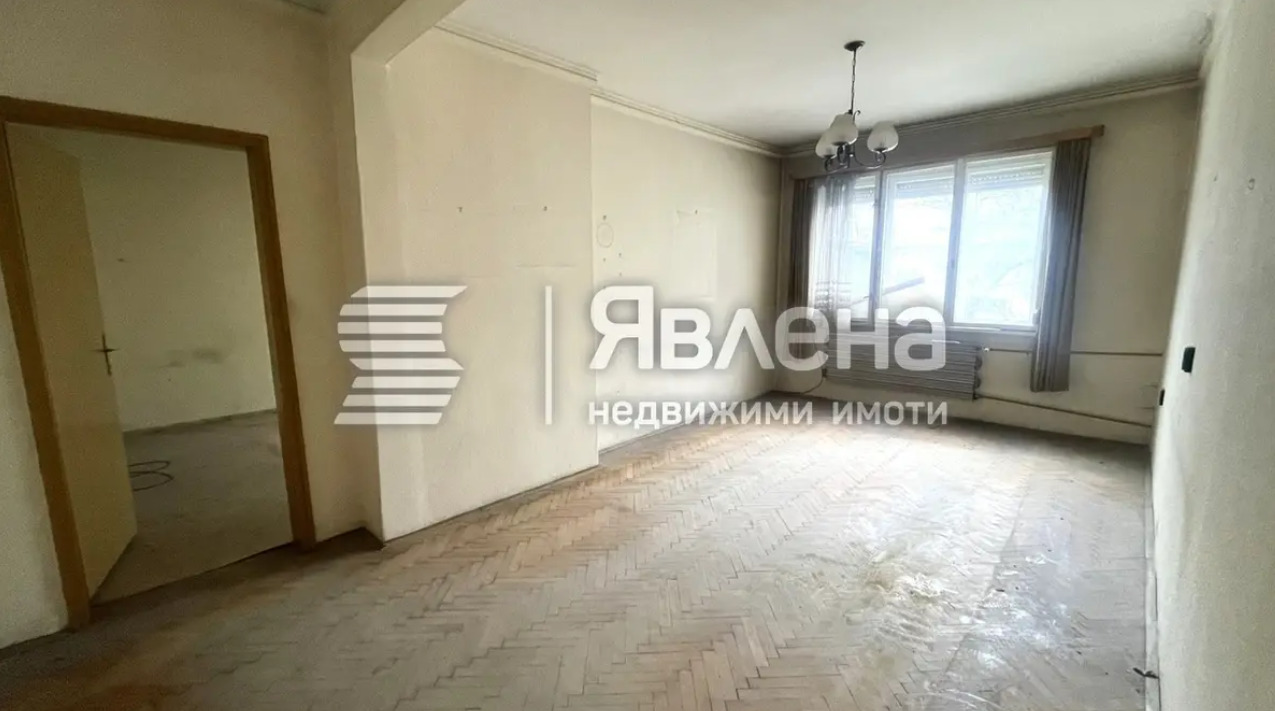 Продава 3-СТАЕН, гр. София, Център, снимка 2 - Апартаменти - 56085654