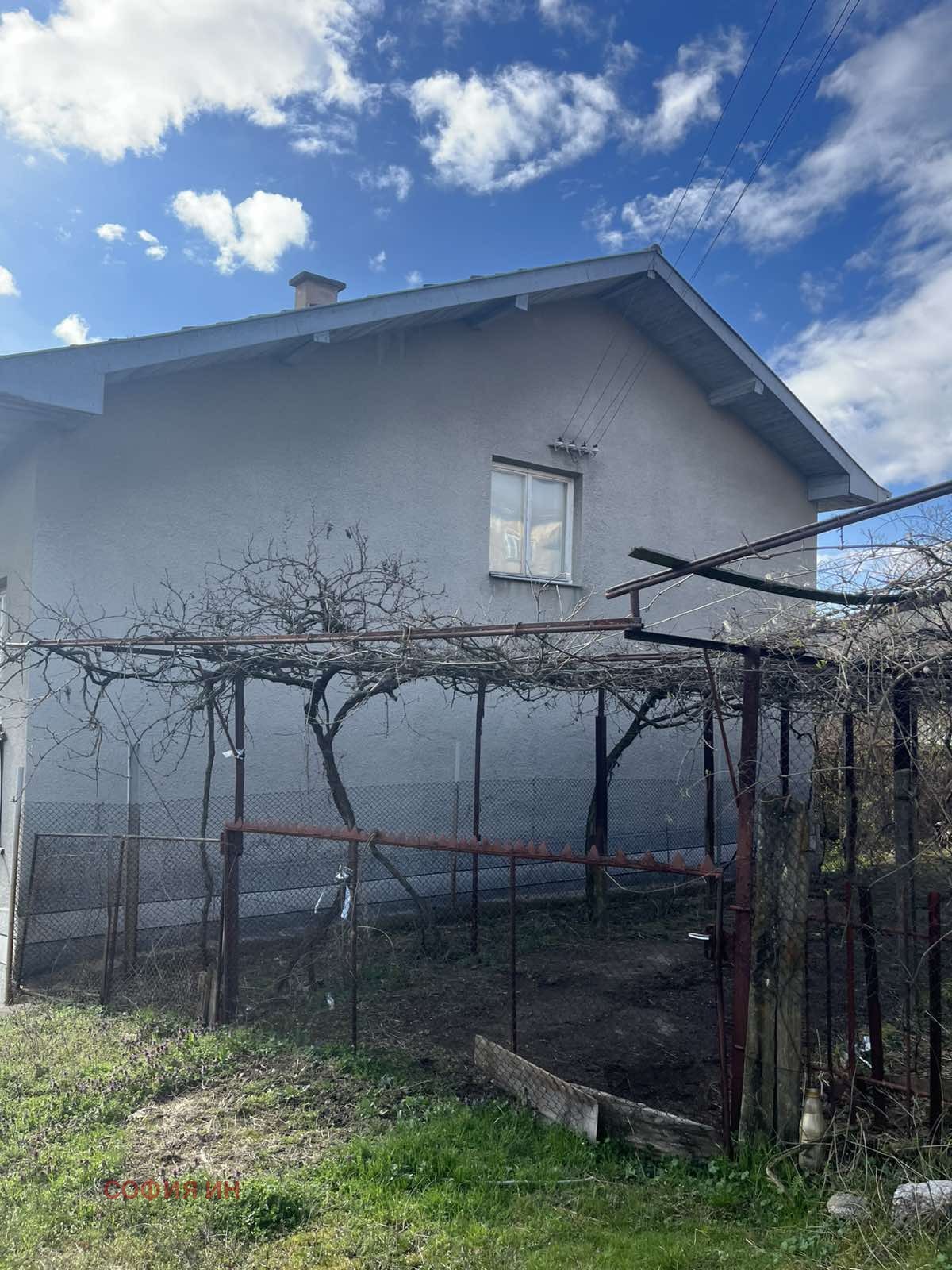 Продава КЪЩА, с. Цървище, област Кюстендил, снимка 2 - Къщи - 54104708