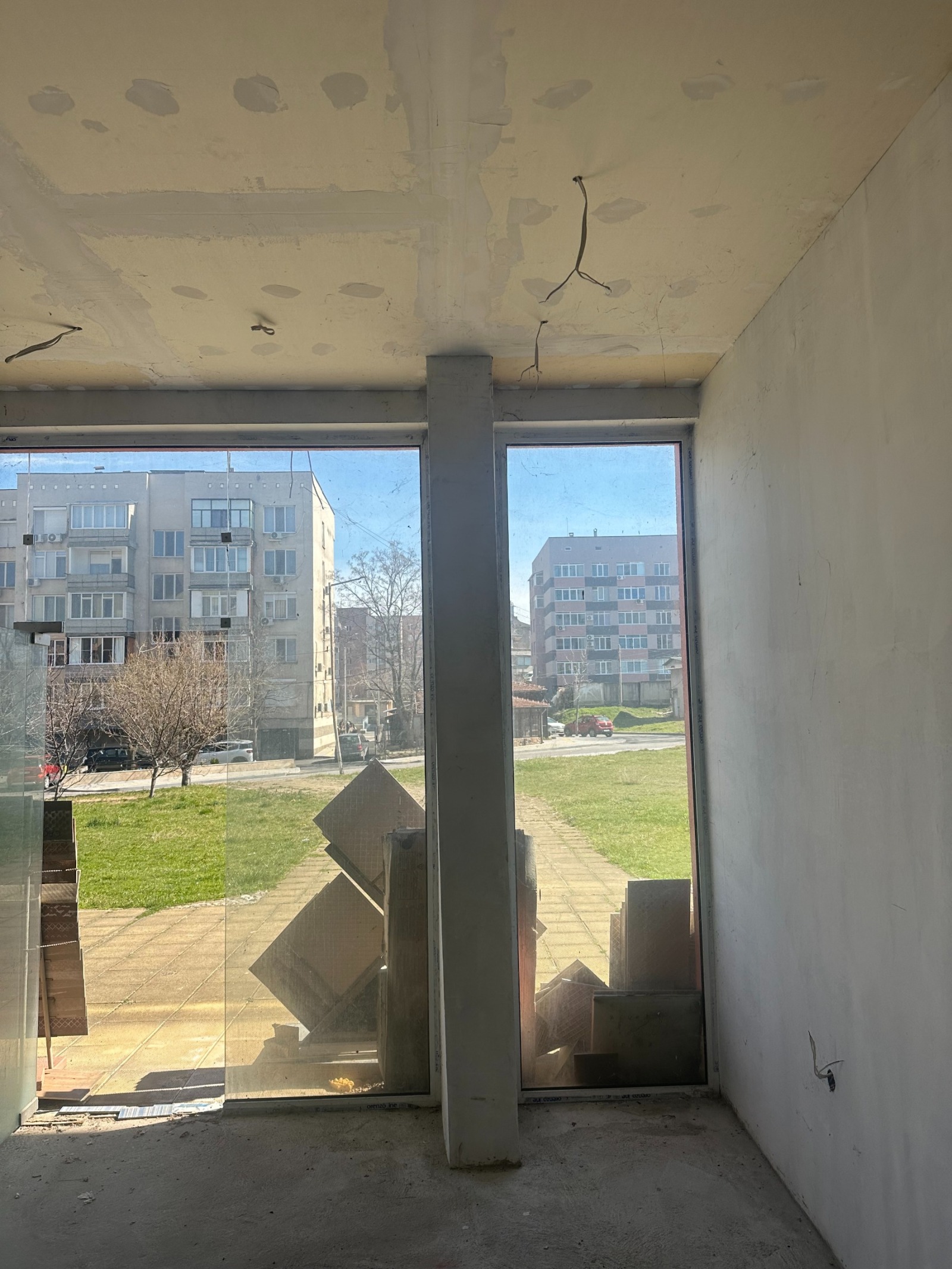 Продава МАГАЗИН, гр. Пещера, област Пазарджик, снимка 2 - Магазини - 53840018