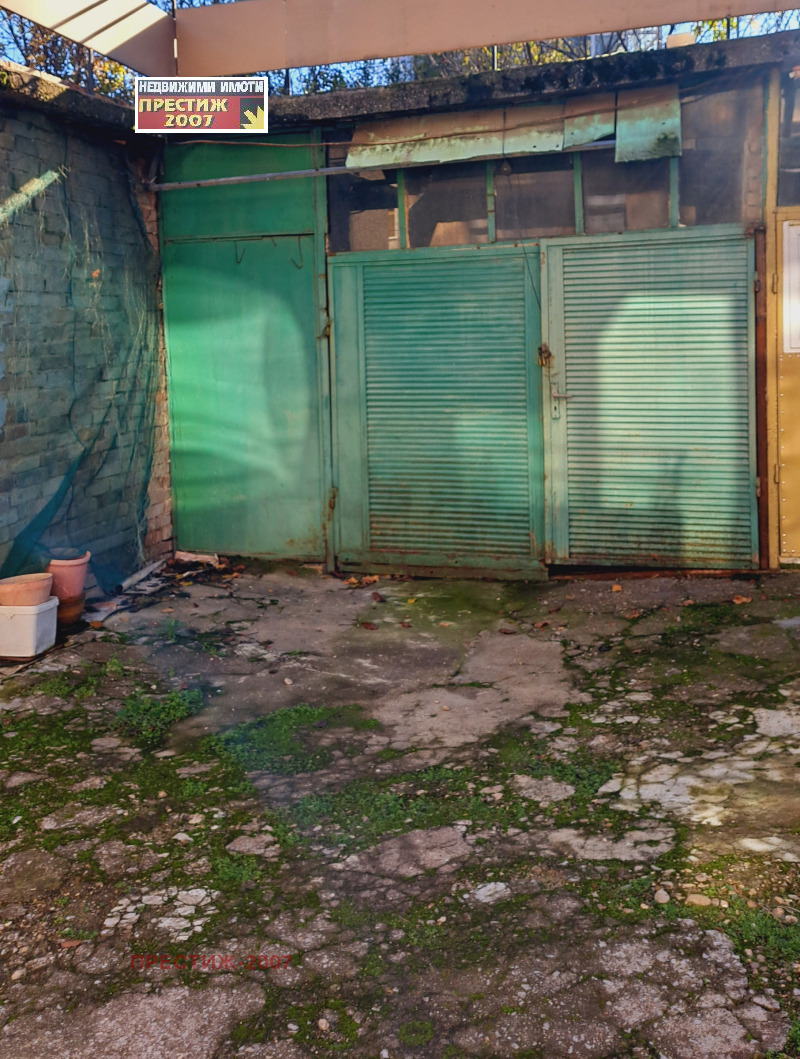 Продава ЕТАЖ ОТ КЪЩА, гр. Шумен, Център, снимка 14 - Етаж от къща - 52455286