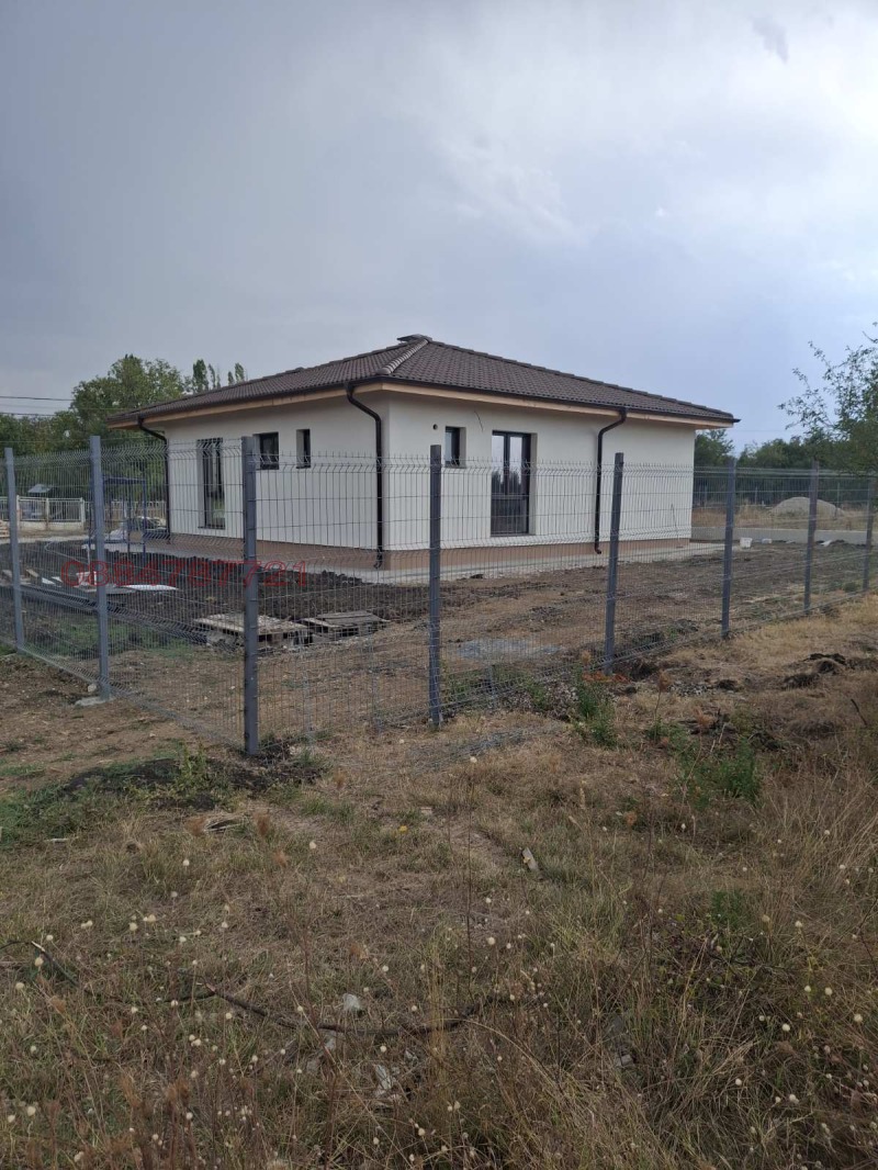 Myytävänä  Talo Sofian alue , Hrabarsko , 100 neliömetriä | 68801819 - kuva [4]
